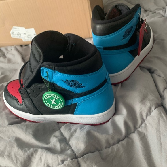 Jordan Shoes - Wmns Air Jordan 1 High OG 'UNC To Chicago'